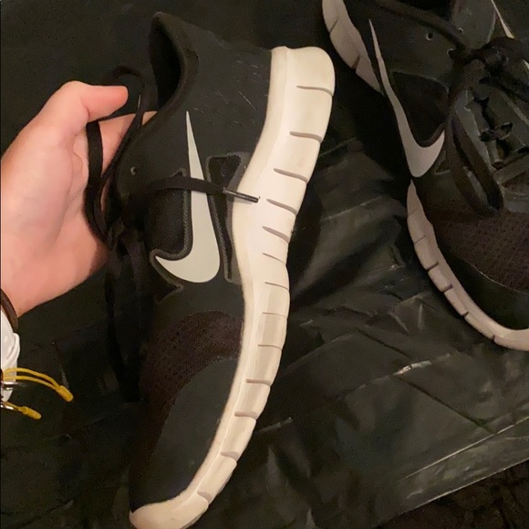 Shoes - Picture 3 of 6